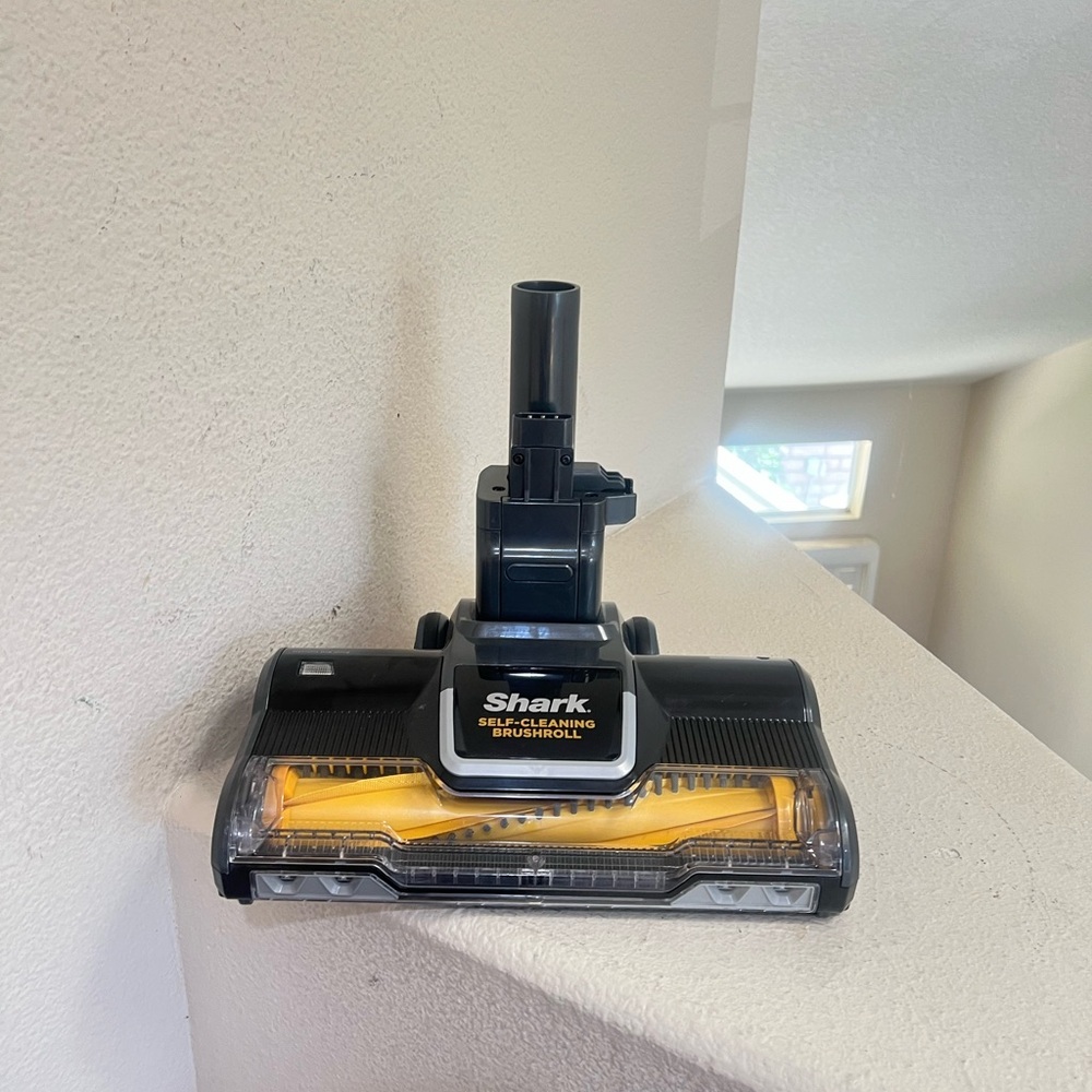 Shark Navigator Lift-Away UV725 Upright Vacuum Motorized Floor‎ Brush Nozzle